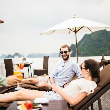 Bhaya Classic Cruises Халонг Екстер'єр фото