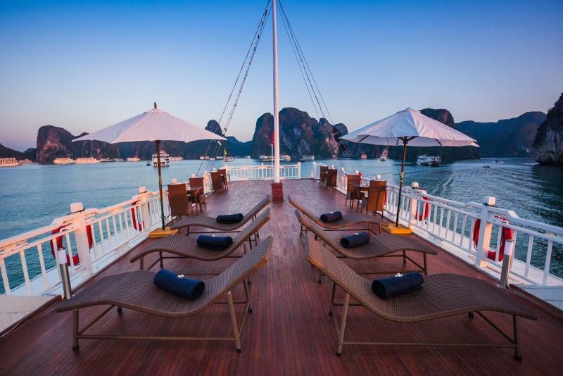 Bhaya Classic Cruises Халонг Екстер'єр фото